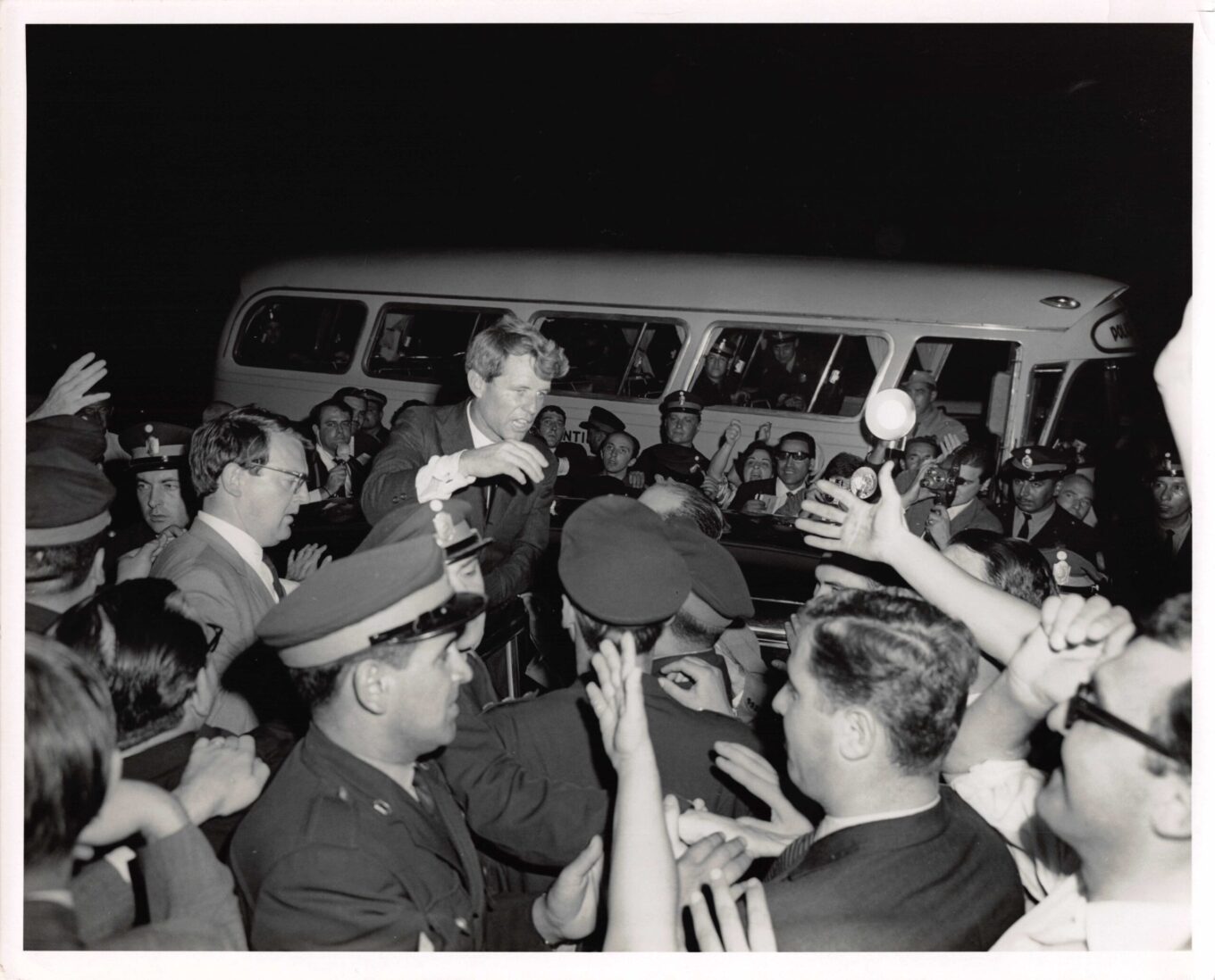 RFK gets a friendly welcome on his arrival in Argentina