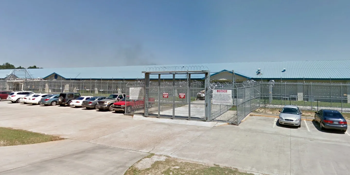 Deutsche Welle: Brazilians denounce inhumane immigration detention in the US